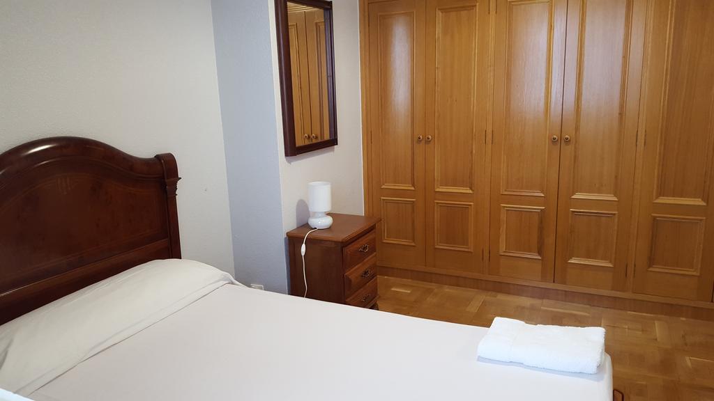 Apartamento Vuelta Del Castillo パンプローナ エクステリア 写真